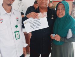 *H.Salvator Tarigan. S.E, Kades Babakan Raden Salurkan BLT-Dana Desa Secara Simbolis Kepada 52 KPM*