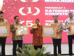 Berkinerja Memuaskan dan Beri Layanan Terbaik untuk Masyarakat, Kemensos Borong 4 Penghargaan