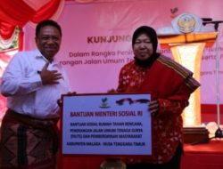 Mensos Bantu 100 Unit Rumah Tahan Bencana Bagi Warga Perbatasan Di Malaka