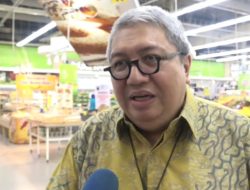 Roy Mandey : Pemerintah Perlu Hadir untuk Membuat Regulasi Persaingan Bisnis yang Sehat