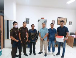 Rugikan Negara Ratusan Juta, Sat Reskrim Polres Lombok Utara serahkan Tersangka dan Barang Bukti  Ke JPU