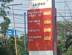 *Pengawas Salahsatu SPBU Di Cikarang Barat Bekasi Bungkam Saat Dikonfirmasi Wartawan Soal Solar Subsidi Dijual Ke Mafia BBM*