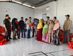 *Berkah Ramadhan 1445 H PT, Solusi Bangun Beton Berbagi Ribuan Paket Sembako Kepada Warga Rumpin*