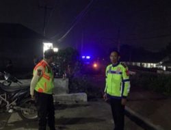 *Kecelakaan Kereta Api di Parungpanjang Menimpa Mobil Toyota Avanza Tidak Ada Korban Jiwa Hanya Materi*