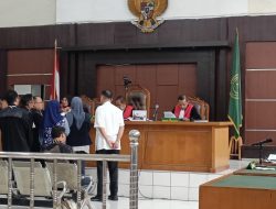 Penasehat Hukum Sarimuda, saksi E mengakui Bahwa Dirut PT APS Widhi Hartono Sering Melakukan Pertemuan dengan Sarimuda selaku Dirut PT SMS