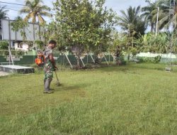 Ciptakan Suasana Bersih Dan Rapi Anggota Koramil 1208-07/Teluk Keramat Laksanakan Pembenahan Pangkalan