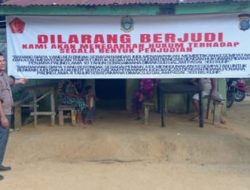 SATRESKRIM POLRES LABUSEL PASANG SPANDUK STOP PERJUDIAN, DAN KASAT RESKRIM SOSISLISASI LARANGAN PERJUDIAN
