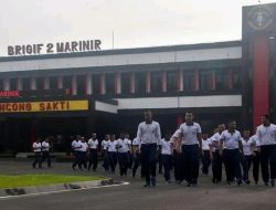 Jaga Kesehatan dan Tingkatkan Stamina, Prajurit Kima Brigif 2 Marinir Laksanakan Olahraga
