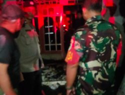 Polsek Cibinong Bersama Instansi Terkait Cek Lokasi dan Evakuasi Adanya Tiga Rumah Hangus Terbakar Di Pabuaran Cibinong