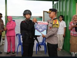 Kapolres Loteng Dan Bhayangkari Kunjungi Pos Pengamanan Lebaran.