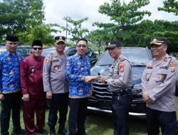 Pemerintah Kabupaten Labusel Hibahkan 6 Unit Mobil Operasional Polres.