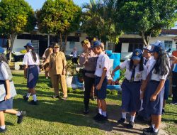 Kabag Ops Polres Dairi, Beri Motivasi Kepada Pelajar Melalui Police Goes To School