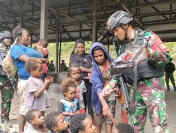 *Apkam Gabungan TNI-Polri Beri Rasa Aman Cegah Masyarakat Kampung Pogapa Distrik Homeyo Mengungsi*