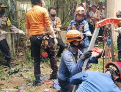Polsek Rumpin Bersama Team Basarnaz Evakuasi Adanya Ditemukan Jasad Laki-laki di Dalam Sumur yang Diduga Terjatuh