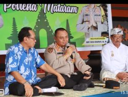 Jalin Silahturahmi Dengan Masyarakat, Kapolresta Mataram Simakrama Di Pura Parahyangan Pasek