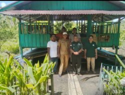 Jalin Silaturahmi Bersama Warga, Danramil 1208-06/Selakau Laksanakan Komsos Bersama Kelompok Ternak Wilayah.