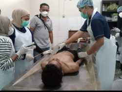 *Polsek Tanjung Olah TKP Salah Seorang Warga Yang Diduga Gantung Diri Hingga Meninggal Dunia*
