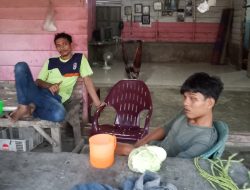 Bersilaturahmi Dengan Warga Desa Ujung Padang, Belanja Sayur Mayur