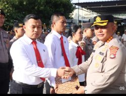 Kapolresta Mataram Berikan Penghargaan Police of The Month Bulan Mei 2024