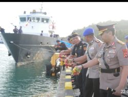 Kapolda NTB Tabur Bunga Songsong Hari Bhayangkara Ke-78
