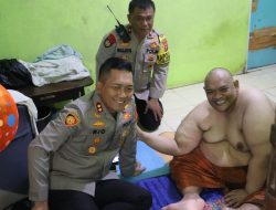 Kapolres Bogor Jenguk Penderita Obesitas di Cibinong, Berikan Bantuan dan Dukungan Moril Serta Medis