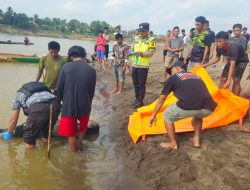 Warga Desa Kemang Kec.Sanga Desa Digemparkan Penemuan Mayat Tanpa Identitas di Sungai Musi