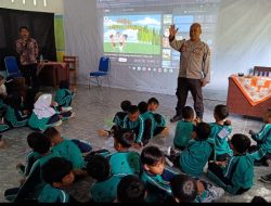 Cegah Bullying Sejak Dini Polsek Praya Edukasi Siswa Sekolah Dasar Di Praya.