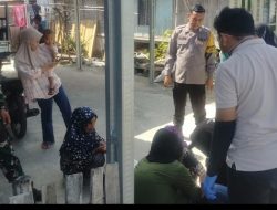 Cegah Rabies, Bhabinkamtibmas Dan Babinsa Semamung Dampingi Tim Vaksinasi Hewan