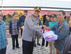 Jelang HUT RI ke -79 Kapolres Hadiri Gerakan Bagi Bendera