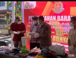 Pemusnahan Barang Bukti Perkara Pidana Umum Incracht Kalapas Selong Dukung Hari Bakti Adhyaksa ke-64