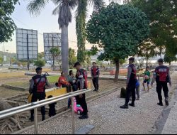 Sat Samapta Polres Bima Kota Laksanakan Patroli Jalan Kaki Pantau Situasi Kamtibmas dan Berikan Himbauan kepada Masyarakat