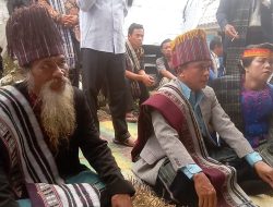 Tonny Sidebang Dan Tiopulus Sidebang Dinobatkan Jadi Raja Turpuk Sidebang Raja Sedunia