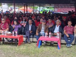Guncangkan kecamatan Siatas Barita kabupaten Tapanuli Utara Ribuan Antusias Mayarakat Berbondong Bondong Hadiri Acara Temu Kangen Satika Simamora 