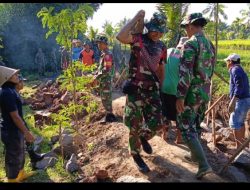 Kodim 1615/Lombok Timur Kerahkan Personel Kejar Target Sasaran Utama TMMD Ke-121 Dalam Pembuatan Talud Irigasi di Desa Kesik