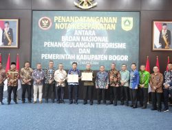 Pj. Bupati Bogor Bacakan Manifesto Lingkungan di Kawah Ratu, Rayakan HUT RI ke-79