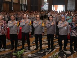 Kapolda Sumsel Irjen Pol.A.Rachmad Wibowo SIK  membuka rakernis fungsi Biro Perencanaan Polda Sumsel