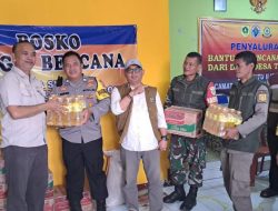 POLSEK CIAMPEA BERSAMA INSTANSI TERKAIT BANTU PENYALURAN BANTUAN UNTUK KORBAN BENCANA ALAM DESA CIGIDDUNG UDIK KECAMATAN CIBUNGBULANG