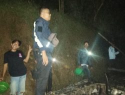 POLSEK LEUWILIANG BERSAMA INSTANSI TERKAIT CEK TKP ADANYA KEBAKARAN RUMAH