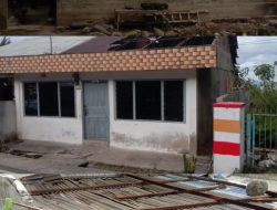 Atap Rumah Warga Copot Di Hempas Badai Angin Di Desa Silalahi 