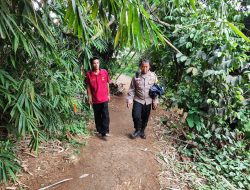 POLSEK CIBINONG TINDAK LANJUTI CEK LOKASI TKP DARI BERITA VIRAL ADA PERBUATAN ASUSILA TERHADAP SISWI PADA SAAT PULANG SEKOLAH