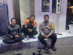 Bhabinkamtibmas Wilayah Hukum Polsek Csr (Cisarua) COOLING System cek pos kamling sampaikan pesan kamtibmas dari