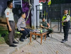 SINERGITAS TNI KORAMIL 2114 POLRI WILAYAH POLSEK CIAMPEA GIAT COOLING SISTEM SAMBANG KONTROL PETUGAS SECURITY, UNTUK SAMPAIKAN PESAN KAMTIBMAS