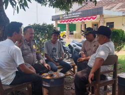 Bhabinkamtibmas Wilayah Hukum Polsek Rumpin Giat Cooling Sistem Sambangi Warga Sampaikan Pesan Kamtibmas Dan Ajak Jaga Kondusifitas Pilkada Serentak 2024 Yang Masih Berjalan