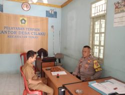 Bhabinkamtibmas Wilayah Hukum Polsek Tenjo Desa Cilaku Giat COOLING Sistem Kantor Desa Dialogis Kamtibmas Guna Menjalin Sinergitas