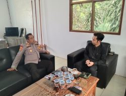 KAPOLSEK CIJERUK TERJUN LANGSUNG GIAT COOLING SISTEM LAKSANAKAN SAMBANG WARGA GUNA TINGKATKAN KAMTIBMAS PASCA PILKADA SERENTAK 2024