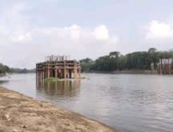Proyek Jembatan Rantau Kroya – Teluk Kijing II: Tiang Menjadi Tonggak Sejarah Proyek Vital Mangkrak di Kabupaten Muba