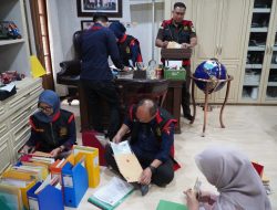 Geledah Rumah Alex Noerdin Mantan Gubernur Sumsel: Penyidik Kejati Sita Dokumen Penting Kasus Korupsi Pasar Cinde