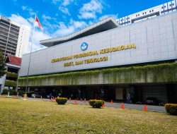 *Borok Digitalisasi Pendidikan: Kejagung Periksa 5 Saksi dalam Kasus Korupsi di Kemendikbudristek*