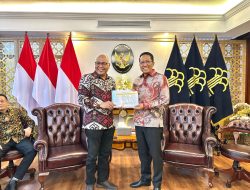 Menkumham Buka Blokir Administrasi, PWI Pusat Kembali Raih Legalitas: Akhmad Munir Optimistis Satukan Wartawan Indonesia