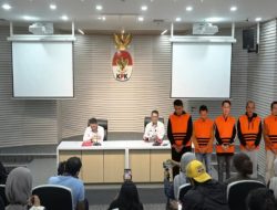 KPK Tetapkan Bupati Rejang Lebong M. Fikri Thobari Tersangka Suap Ijon Proyek, Empat Orang Lain Ikut Dijerat